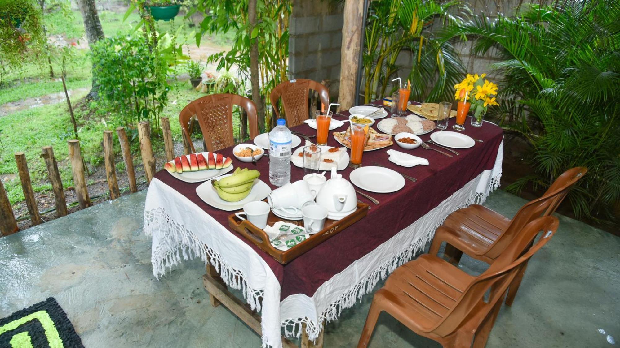 Prem Nadee Homestay 담불라 외부 사진