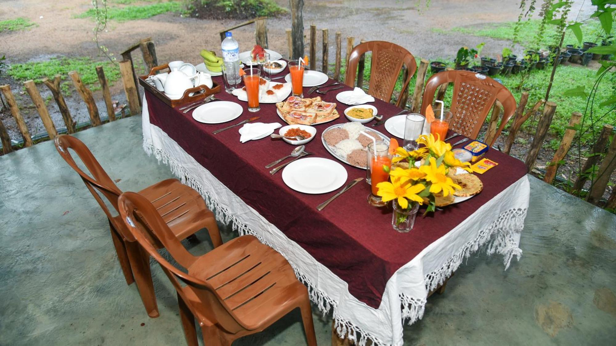 Prem Nadee Homestay 담불라 외부 사진