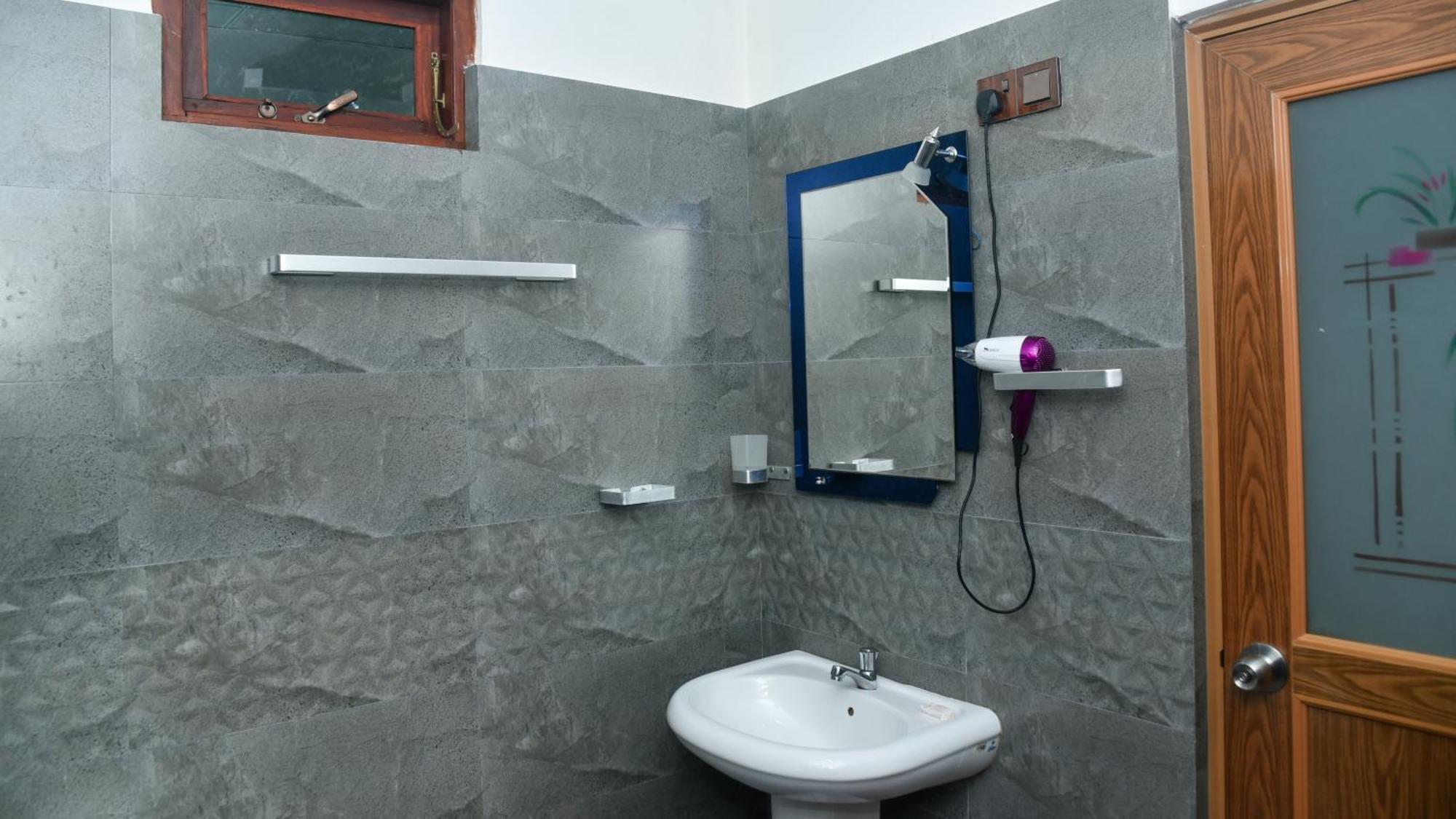 Prem Nadee Homestay 담불라 외부 사진